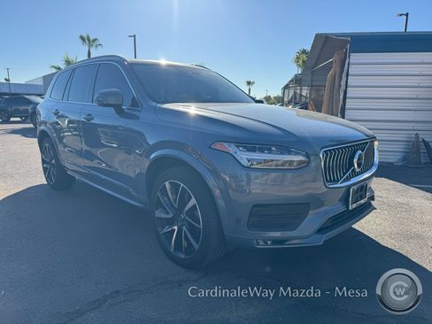 Used 2020 Volvo XC90 T5 Momentum AWD/4WD image 2