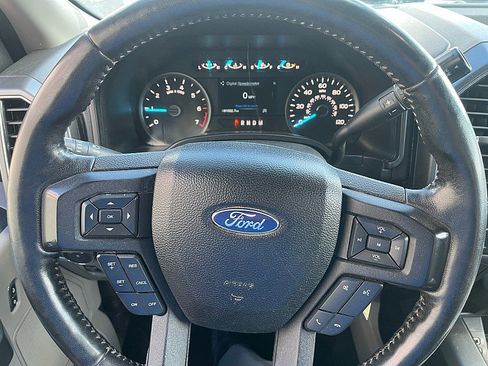 Used 2018 Ford F150 XLT w/ Equipment Group 302A Luxury AWD/4WD image 14