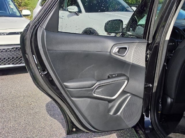 Certified 2025 Kia Soul LX FWD image 12