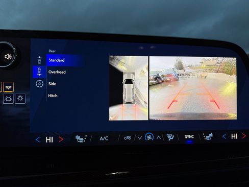 New 2026 Chevrolet Traverse Z71 w/ Enhanced Driving Package image 21