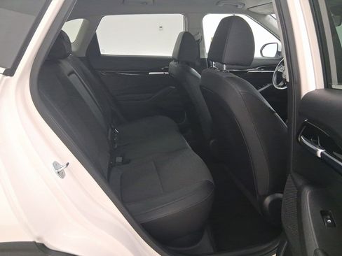 Used 2023 Kia Seltos S image 29