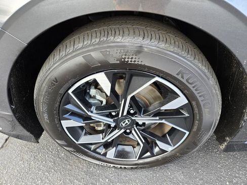 Used 2025 Hyundai Sonata SEL FWD image 21