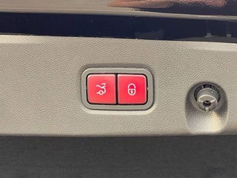 Used 2013 Mercedes-Benz CLS 550 CLS 550 image 24