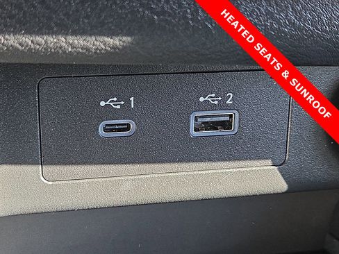 Used 2023 Nissan Rogue SV w/ SV Premium B Package image 22