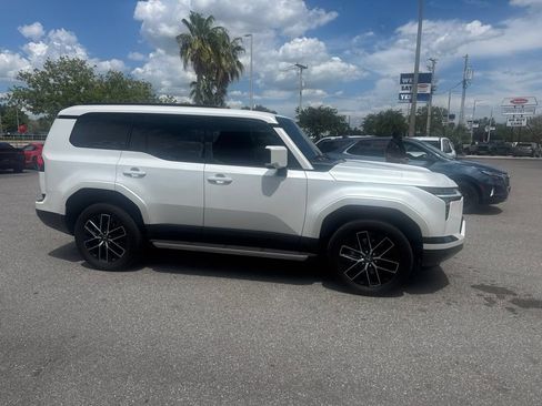 Used 2024 Lexus GX 550 w/ Accessory Package (Z1) AWD/4WD image 4
