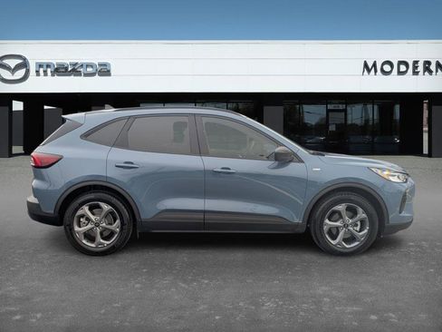 Used 2025 Ford Escape ST-Line image 4