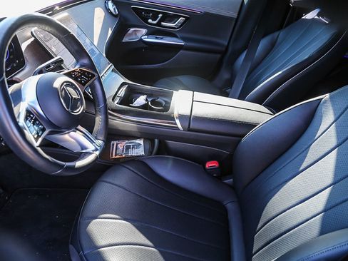 Used 2023 Mercedes-Benz EQE 350+ 4MATIC Sedan image 5