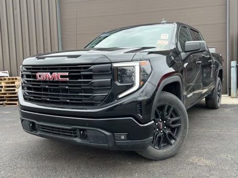 Used 2023 GMC Sierra 1500 Elevation AWD/4WD image 1