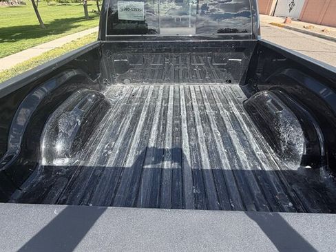 Used 2013 RAM 2500 SLT w/ Protection Group AWD/4WD image 12