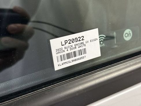 Certified 2022 Buick Encore GX Essence w/ Advanced Technology Package AWD/4WD image 34