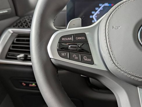 Certified 2025 BMW X5 xDrive40i w/ M Sport Package image 31