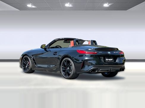 Used 2024 BMW Z4 M40i w/ Shadowloine Package RWD image 3
