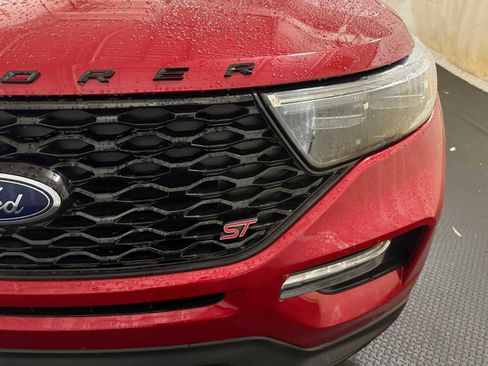 Used 2023 Ford Explorer ST w/ Equipment Group 401A image 5