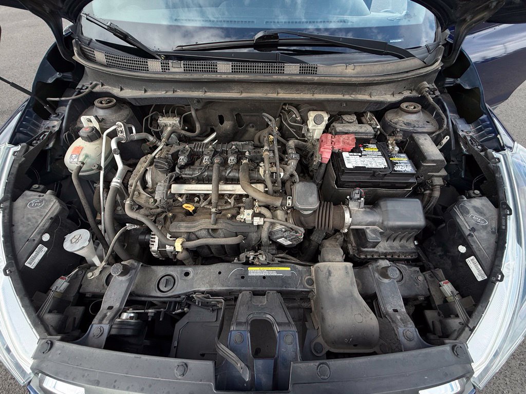 Used 2018 Nissan Kicks SV FWD image 30