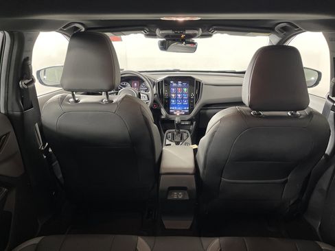 Used 2024 Subaru Crosstrek 2.5i Wilderness w/ Crosstrek Mirror Package image 16