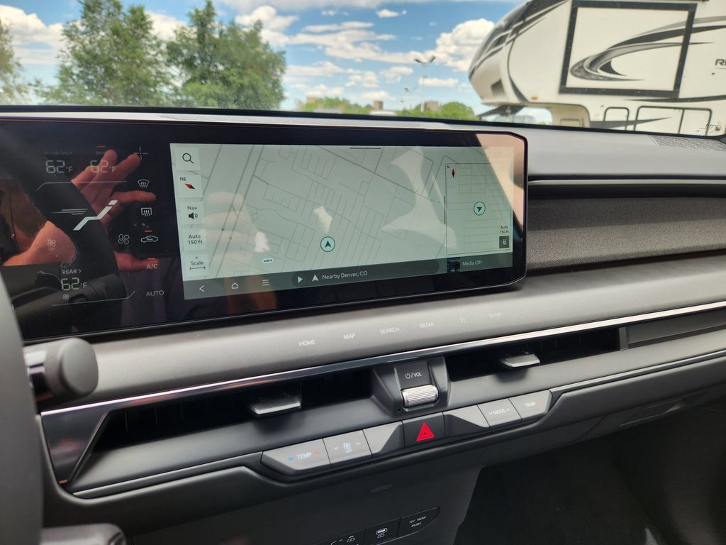 New 2026 Kia EV9 Land w/ Nightfall Edition Package AWD/4WD image 17