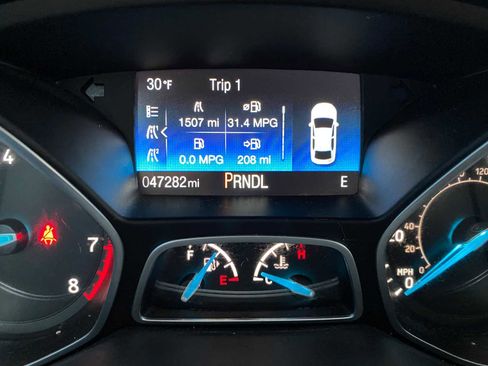 Used 2018 Ford Focus SE image 9