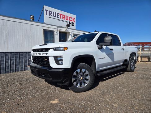 Used 2023 Chevrolet Silverado 2500 Custom w/ Custom Value Package image 1