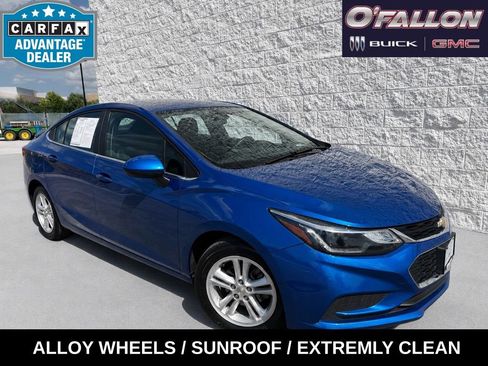 Used 2017 Chevrolet Cruze LT w/ Sun And Sound Package FWD image 1