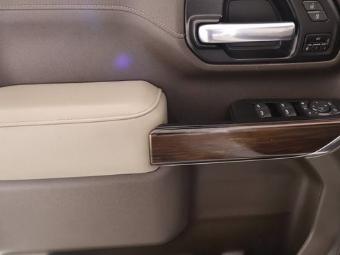 Used 2021 GMC Sierra 3500 SLT image 15