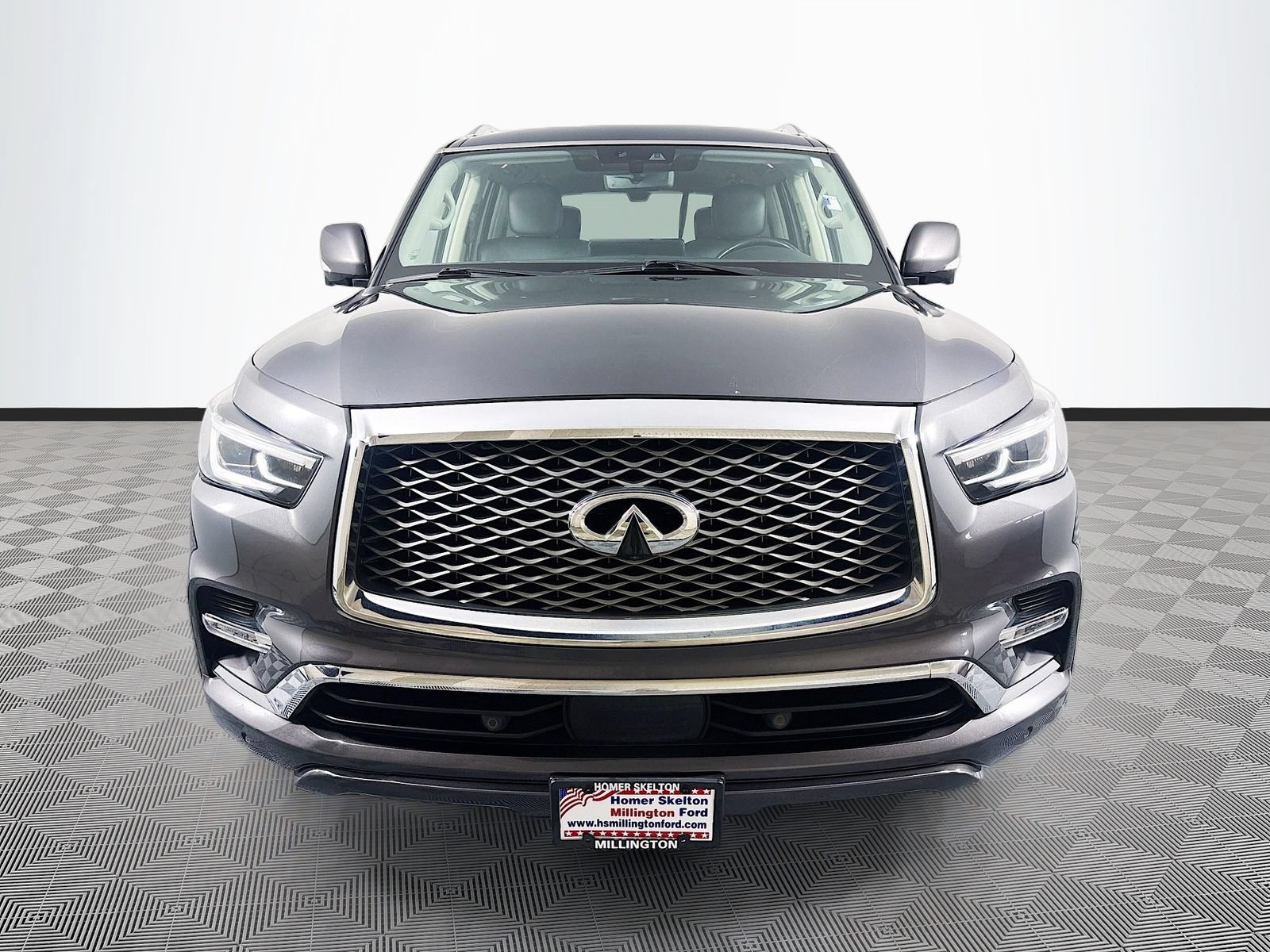 Used 2024 INFINITI QX80 Luxe AWD/4WD image 2