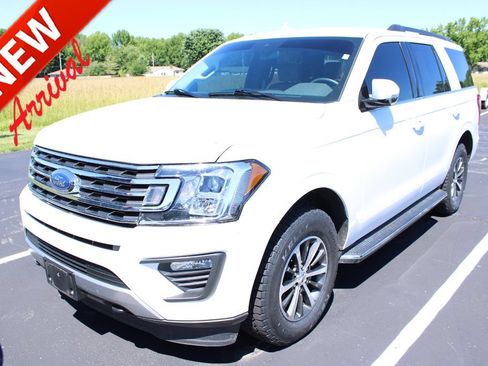 Used 2020 Ford Expedition XLT w/ Equipment Group 202A AWD/4WD image 1