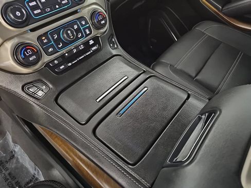 Used 2019 GMC Yukon Denali w/ Denali Ultimate Package RWD image 23