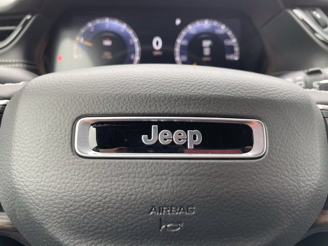 New 2026 Jeep Grand Cherokee Altitude AWD/4WD image 17