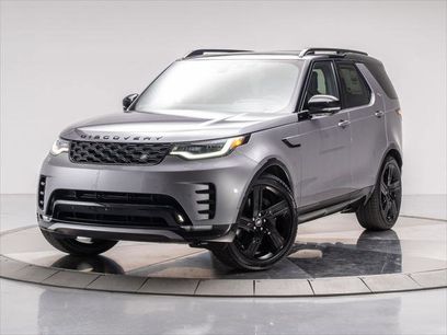 New 2025 Land Rover Discovery Dynamic SE