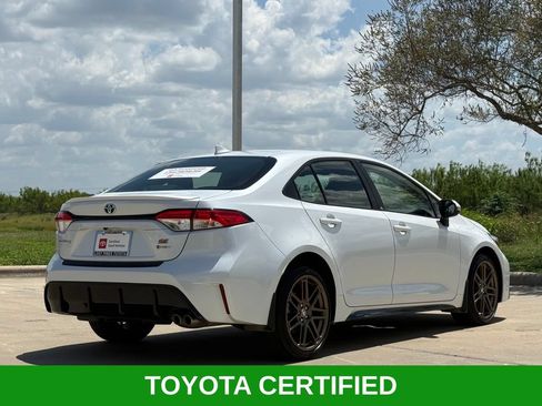 Certified 2025 Toyota Corolla SE w/ SE Premium Package FWD image 6