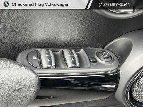 Used 2019 MINI Cooper S w/ Signature Upholstery Package image 17