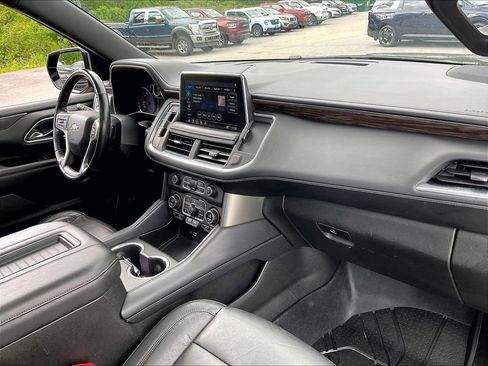 Used 2021 Chevrolet Tahoe LT w/ LT Signature Package AWD/4WD image 13