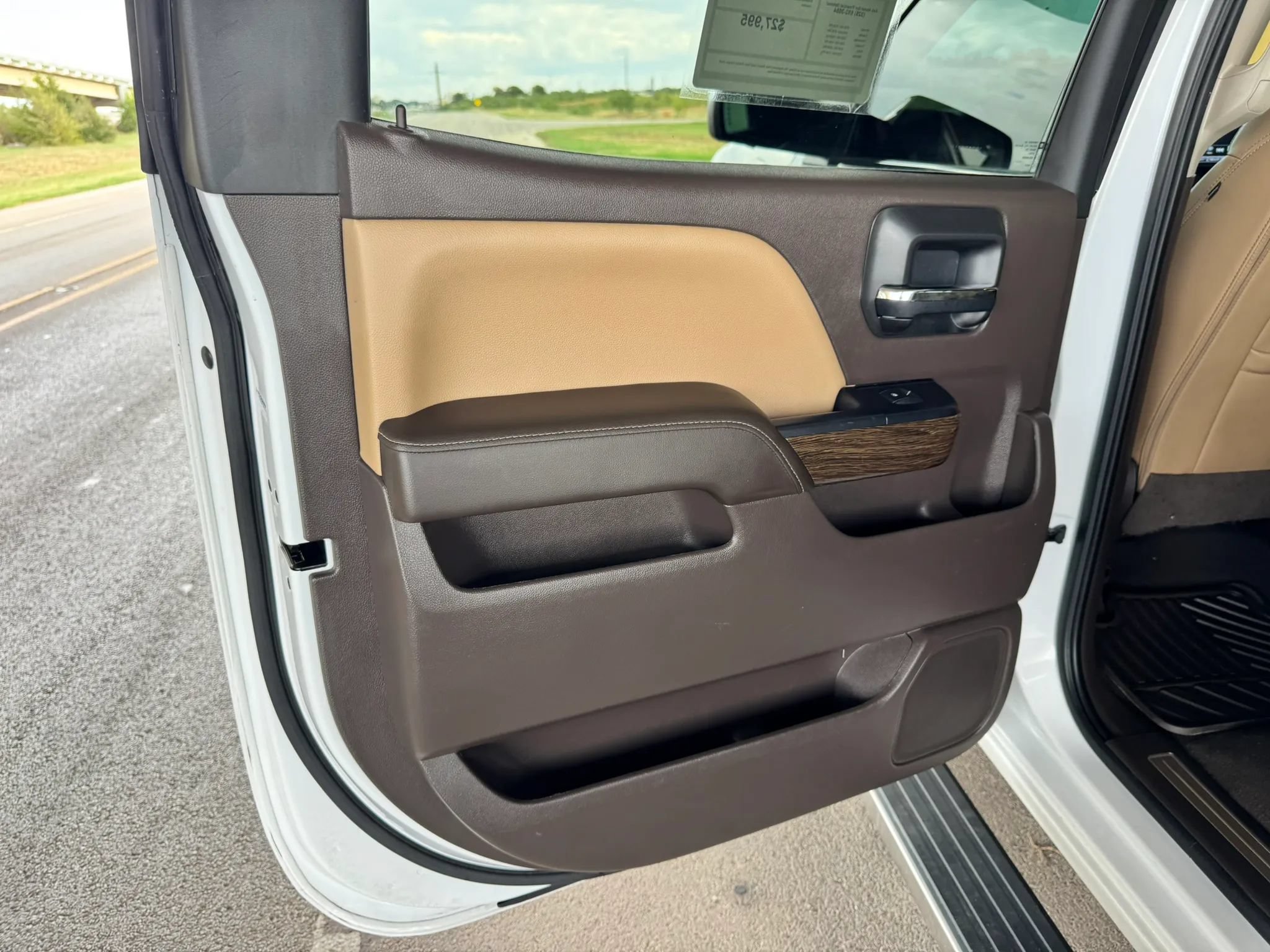 Used 2018 GMC Sierra 1500 Denali w/ Denali Ultimate Package AWD/4WD image 18