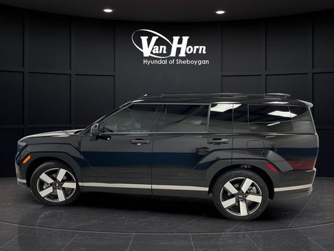 Used 2025 Hyundai Santa Fe Limited AWD/4WD image 4