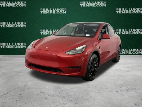 Used 2023 Tesla Model Y AWD image 9