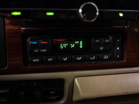 Used 2007 Ford F550 4x4 Crew Cab Super Duty image 22