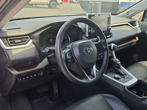 Used 2022 Toyota RAV4 Limited AWD/4WD image 15