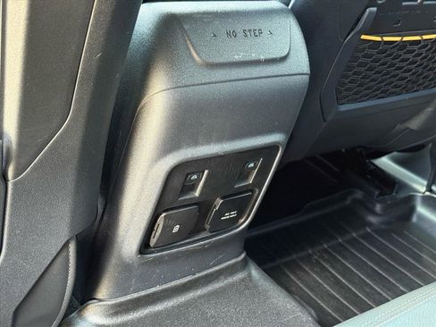 Used 2022 Ford Bronco Badlands AWD/4WD image 14