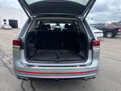 Used 2024 Volkswagen Atlas SEL Premium R-Line AWD/4WD image 10