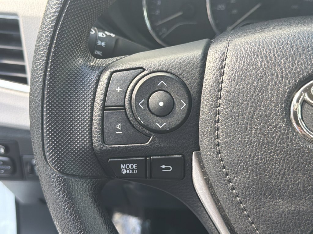 Used 2016 Toyota Corolla LE FWD image 48