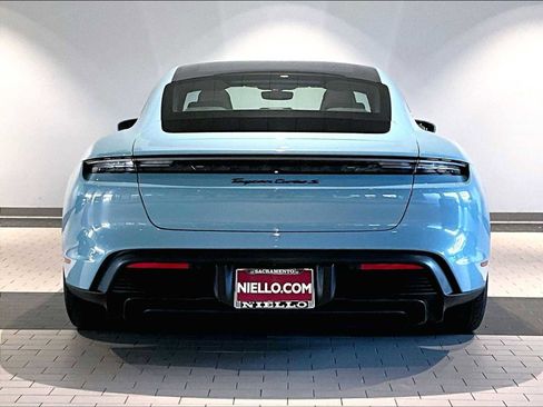 Used 2024 Porsche Taycan Turbo image 9