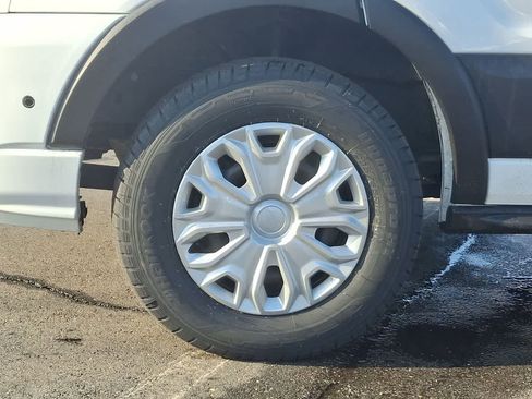 Certified 2024 Ford Transit 350 XLT image 29