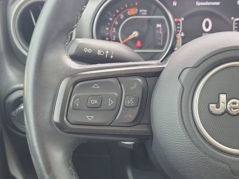 Used 2022 Jeep Wrangler Unlimited Sport AWD/4WD image 19