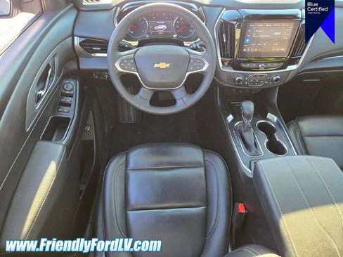Used 2023 Chevrolet Traverse LT FWD image 11