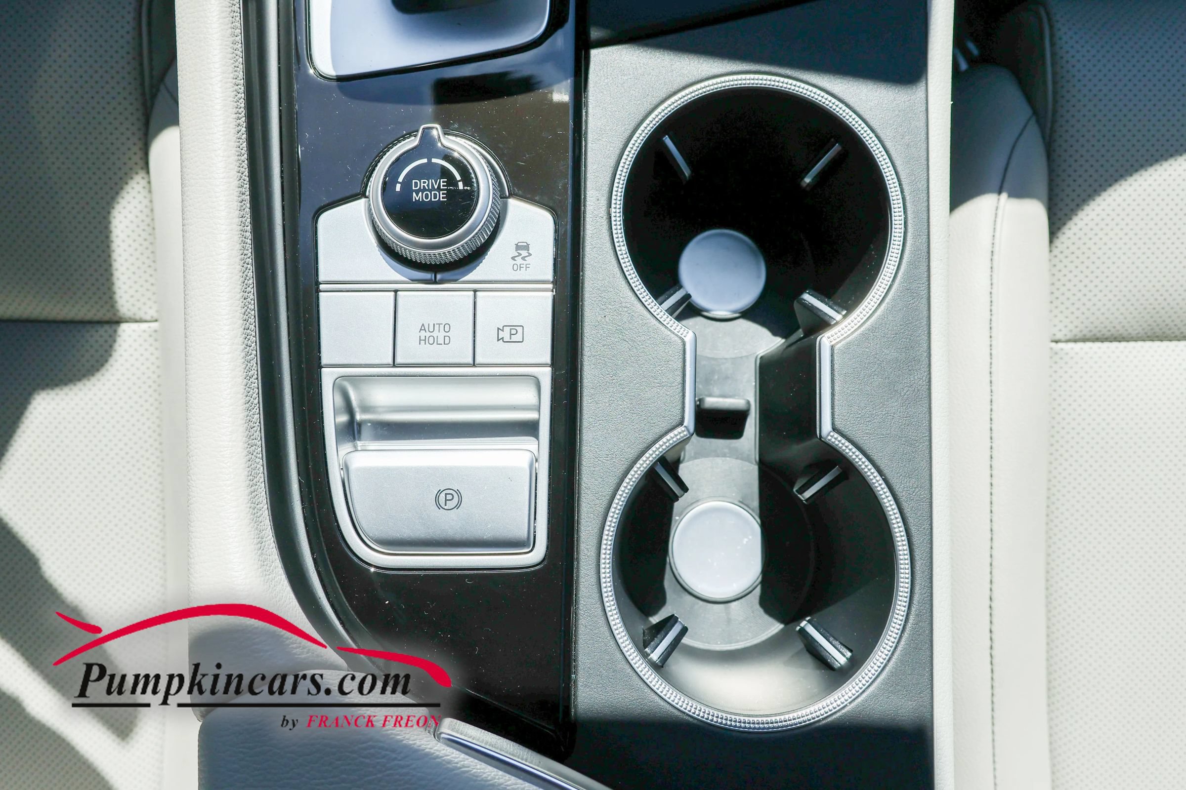 Used 2023 Genesis G70 2.0T RWD image 41