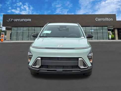 New 2026 Hyundai Kona SEL Sport FWD image 2
