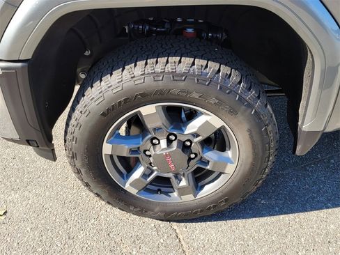 New 2025 GMC Sierra 2500 SLT image 14