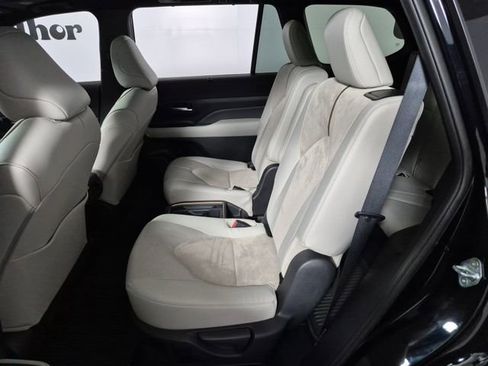 Certified 2024 Toyota Grand Highlander MAX Platinum image 23