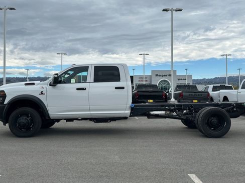 New 2026 RAM 5500 Tradesman AWD/4WD image 7