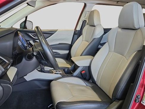 Used 2023 Subaru Forester Limited image 11